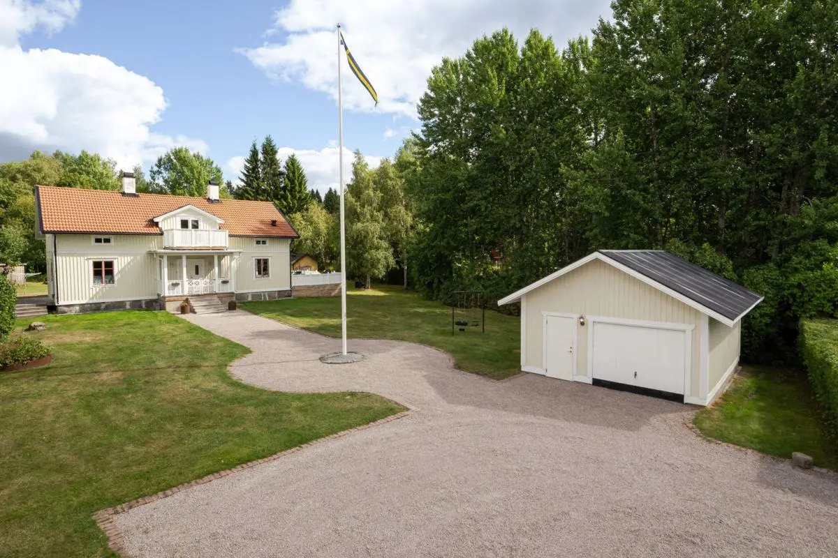 Image 1 of 21 of Hammarstigen 7