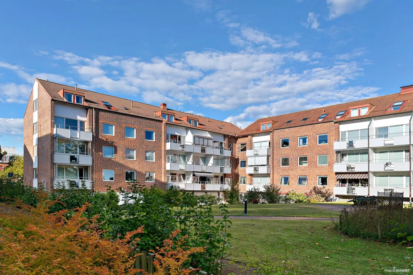 Image 1 of 19 of Järnvägsgatan 3b