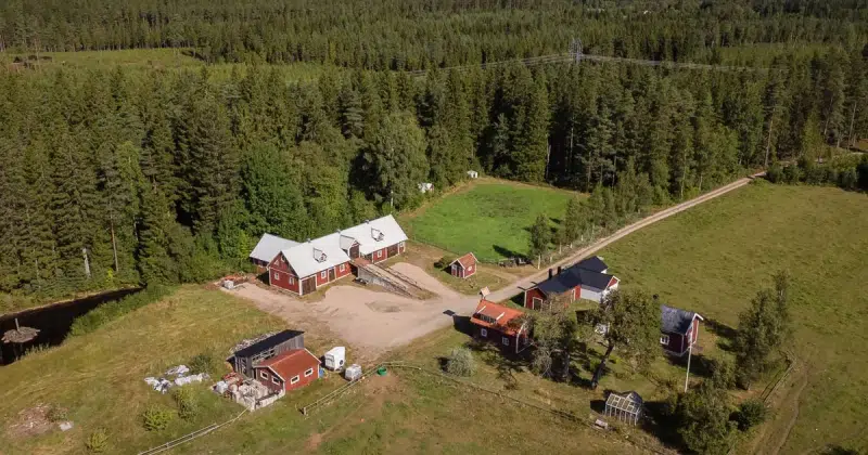 Gård, 81 m² i Norra Unnaryd