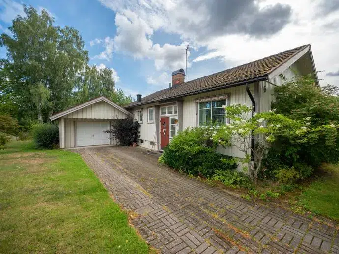 House, 3 rooms, 84 m²