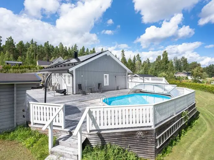 Bild 1 av 21 på Sippstigen 13