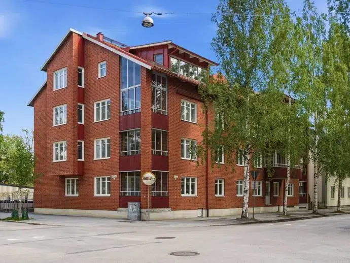 Apartment, 4 rooms, 108 m²