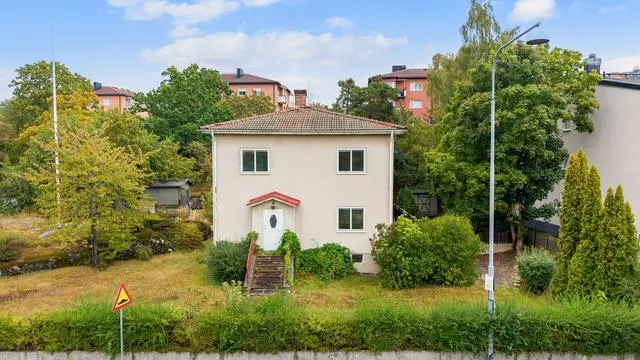 Bild 1 av 34 på Centralgatan 38
