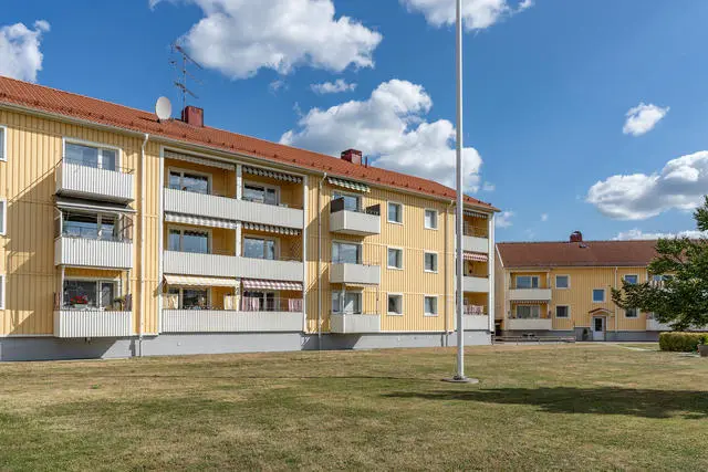 Image 1 of 13 of Rådhusallén 4