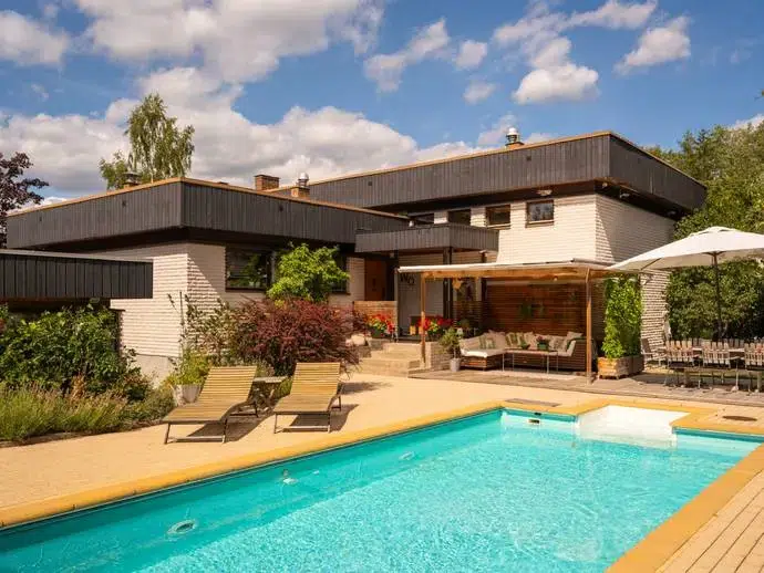 Villa, 7 rum, 195 m²