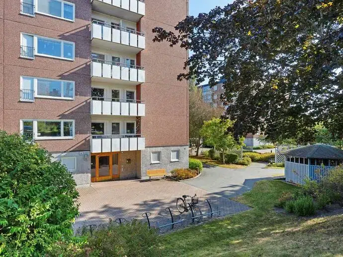 Apartment, 2 rooms, 68 m²