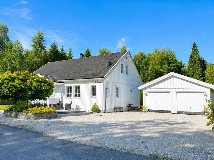 Villa, 7 rum, 161 m²