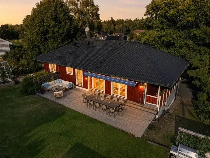 Villa, 6 rum, 169 m²