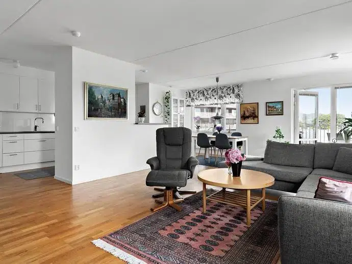 Apartment, 3 rooms, 101 m²