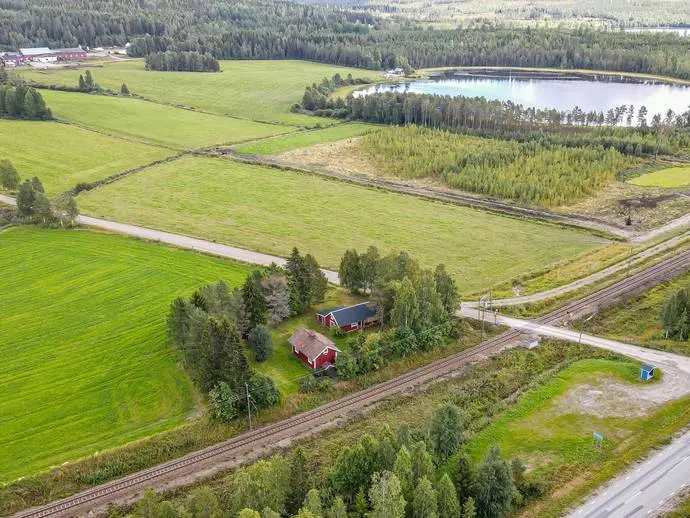 Bild 1 av 21 på Degerås 11