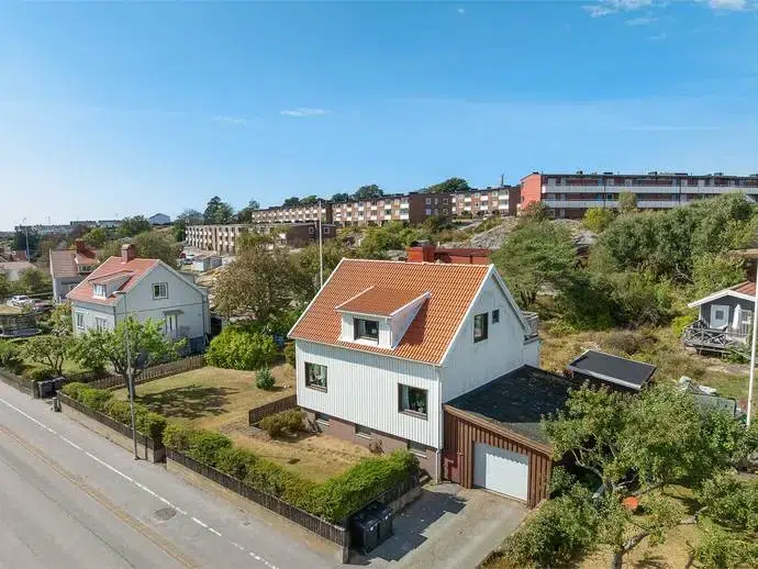 House, 5 rooms, 106 m²