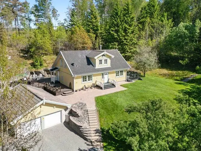 Villa, 5 rum, 157 m²