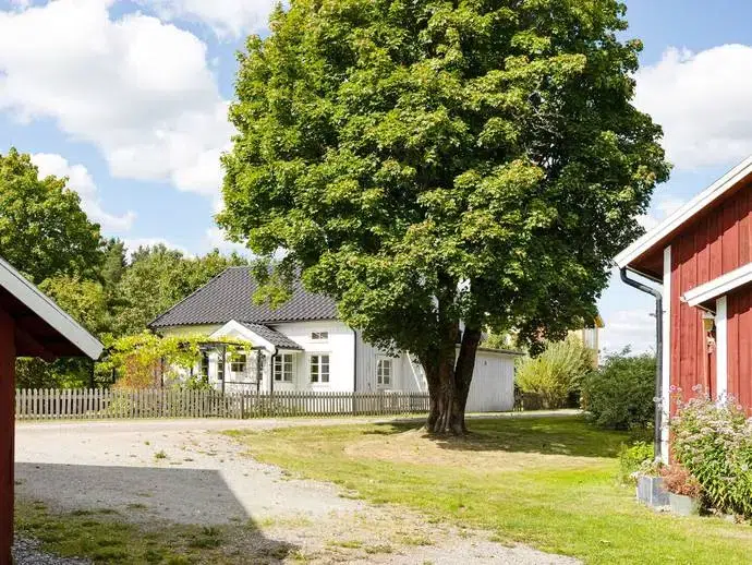 Gård, 5 rum, 120 m²