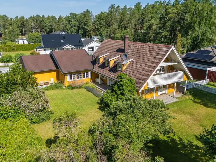 Bild 1 av 21 på Älgvägen 4