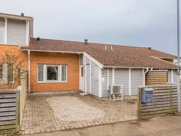 House, 3 rooms, 74 m² in Staffanstorp