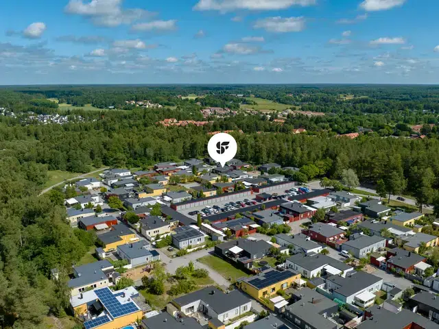 Par-/radhus, 6 rum, 144 m² i Vallentuna