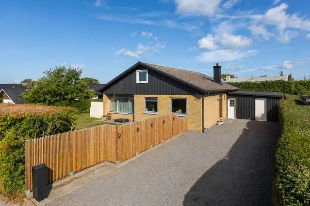 House, 6 rooms, 114 m² in Bunkeflostrand