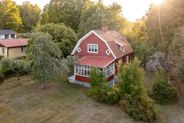 Villa, 4 rum, 101 m² i Odensbacken