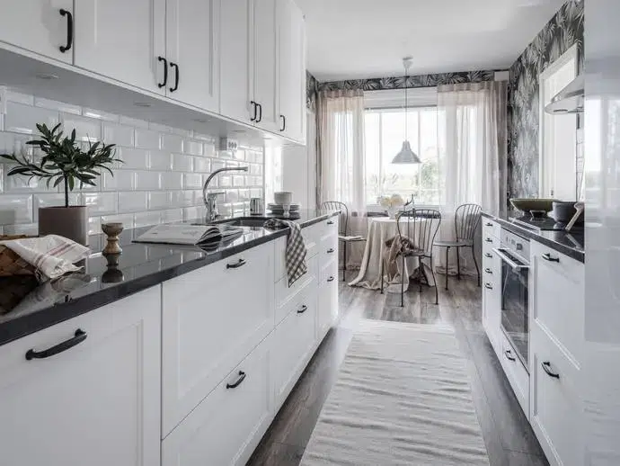 Apartment, 5 rooms, 126 m²