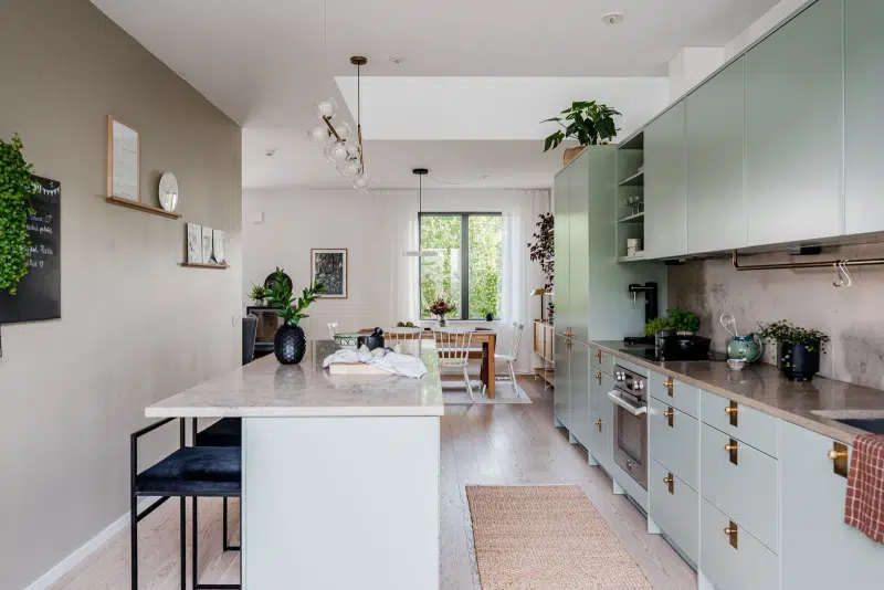 Apartment, 5 rooms, 133 m² in Lindbacken