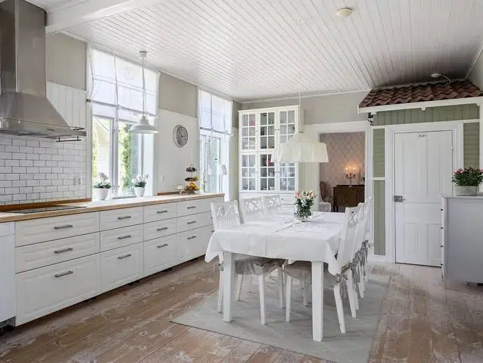 Villa, 7 rum, 170 m² i Hallsberg