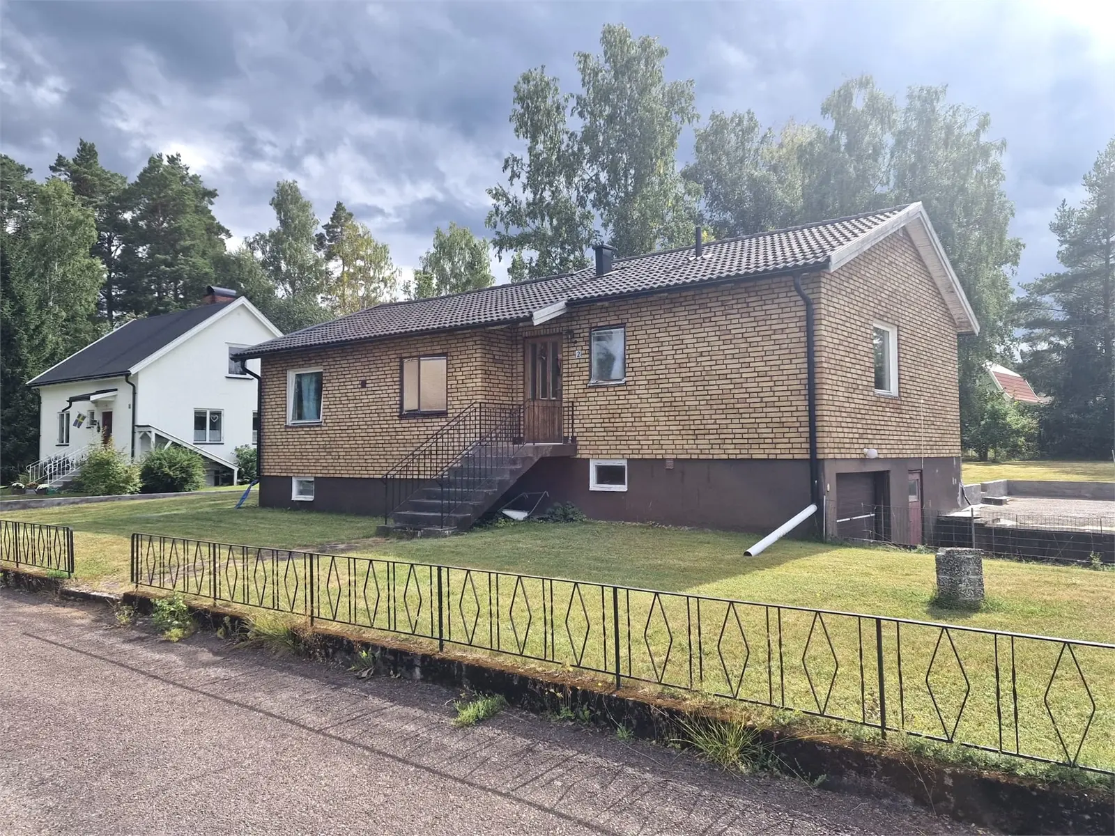 Bild 1 av 6 på Rosgatan 2