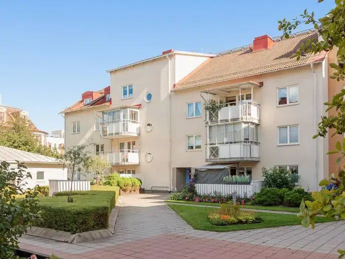 Apartment, 3 rooms, 93 m²