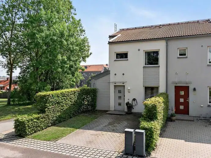 Apartment, 4 rooms, 103 m²