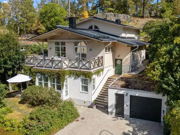 Villa, 7 rum, 174 m²