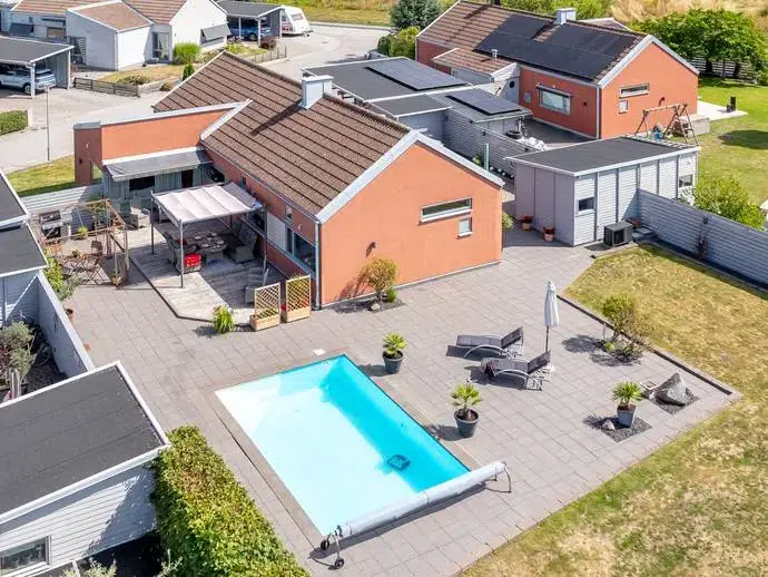 House, 4 rooms, 122 m²