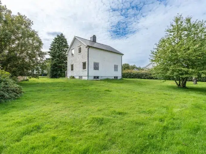 Villa, 6 rum, 107 m²