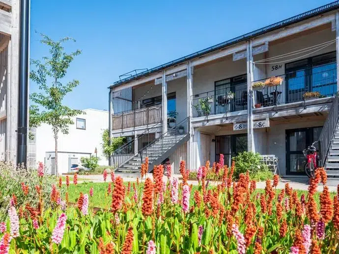 Apartment, 5 rooms, 102 m²