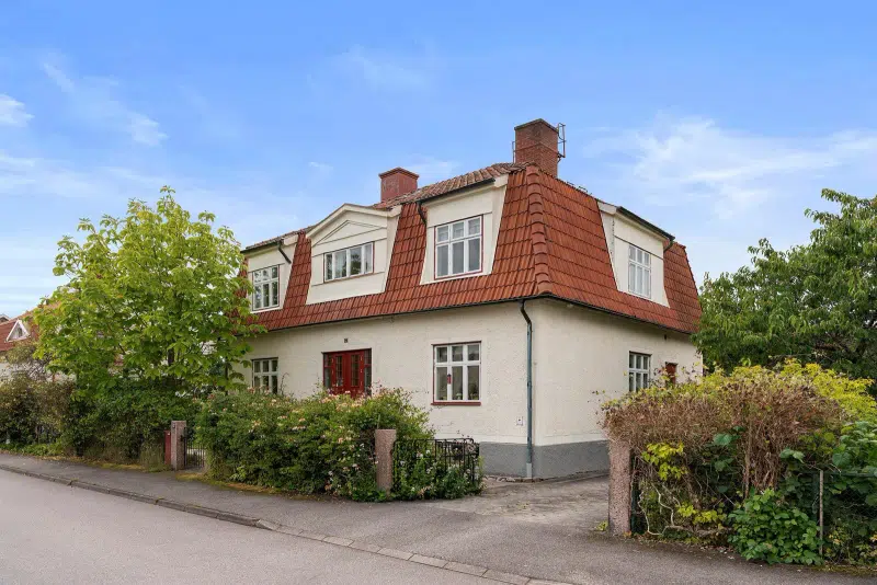 House, 9 rooms, 220 m² in Vänersborg