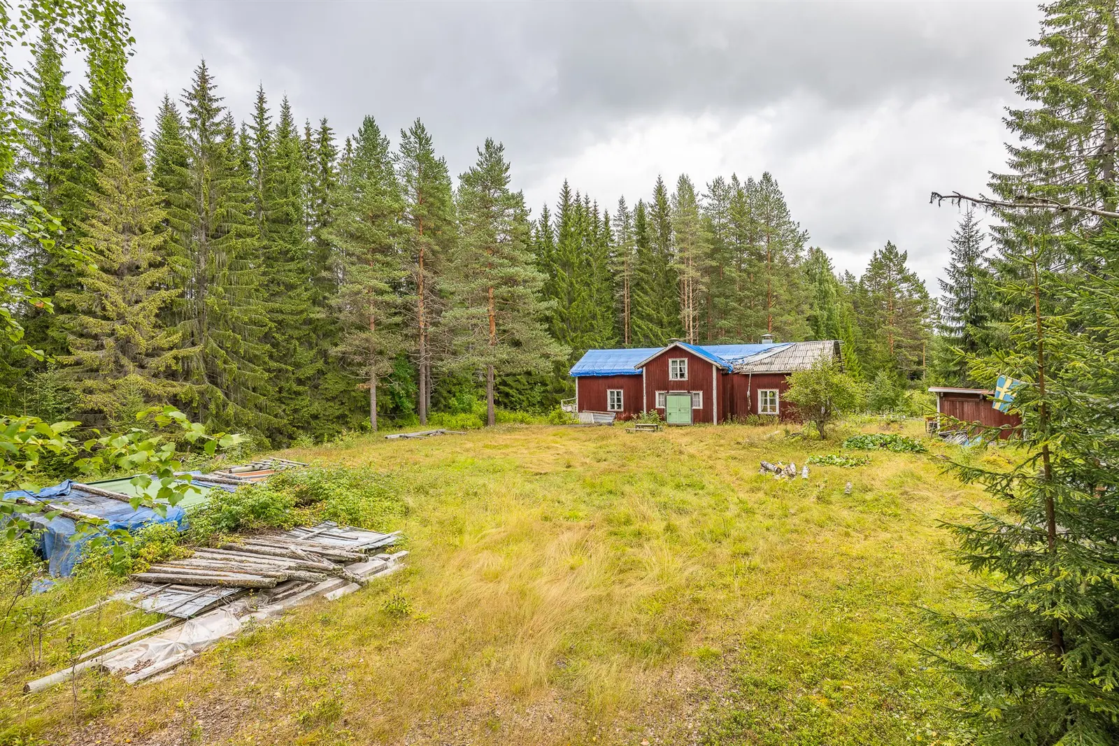 Bild 1 av 3 på Åliden
