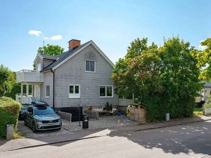 House, 6 rooms, 122 m²