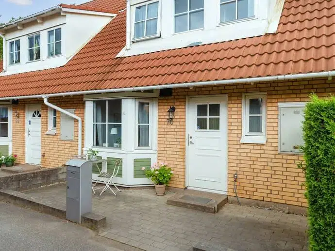 Apartment, 4 rooms, 105 m²