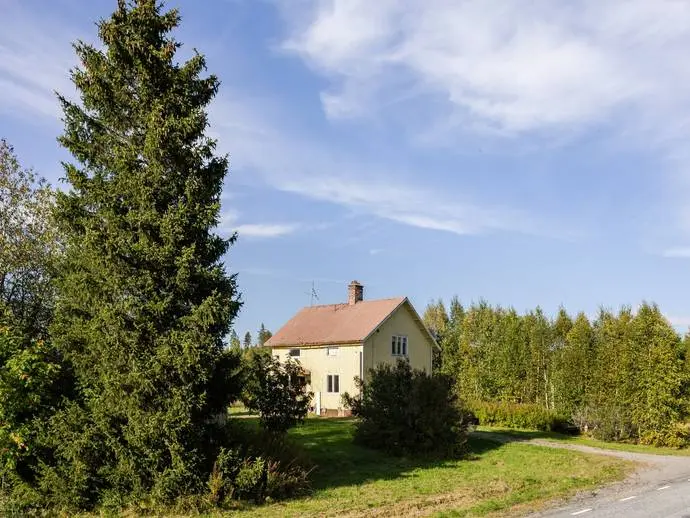 Image 1 of 21 of Brattsbackavägen 20