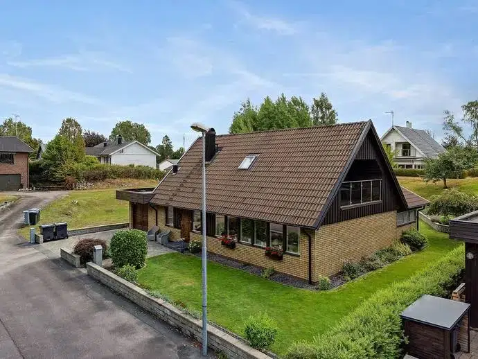 House, 4 rooms, 132 m²