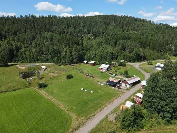 Image 1 of 21 of Mallbacken 69