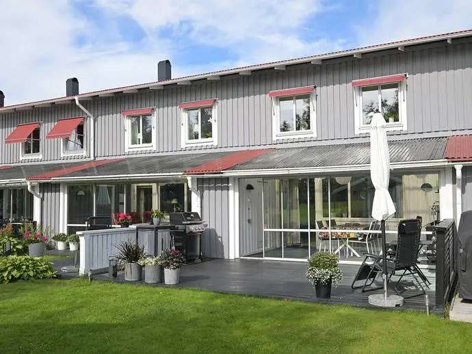 Bild 1 av 21 på Bigarråvägen 133