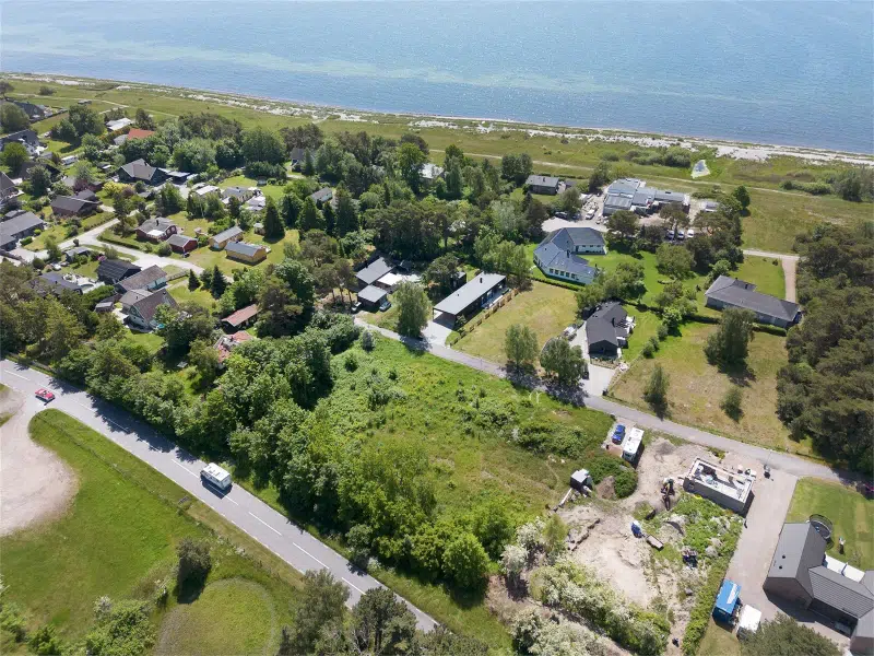 Land / plot