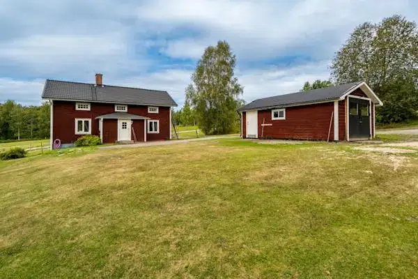 Farm, 3 rooms, 65 m² in Kopparberg