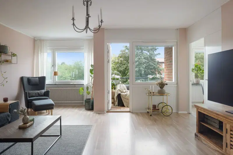 Apartment, 3 rooms, 77 m² in Farsta
