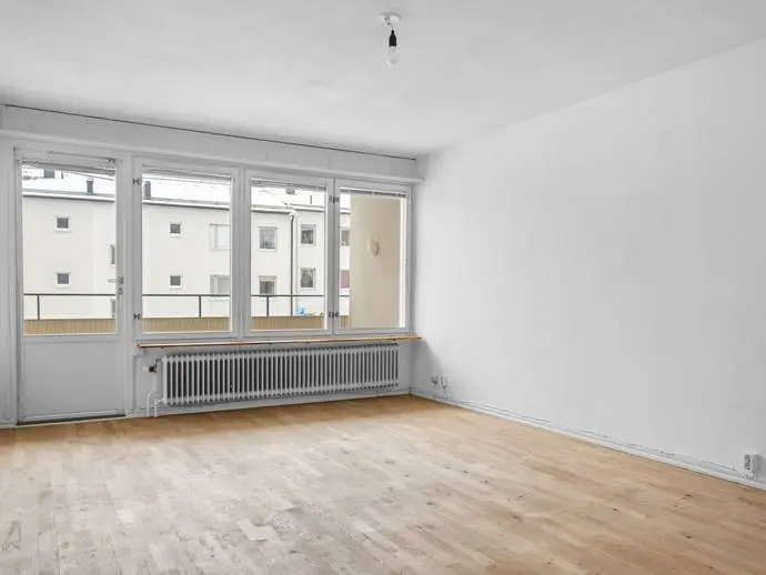Image 1 of 21 of Studievägen 9