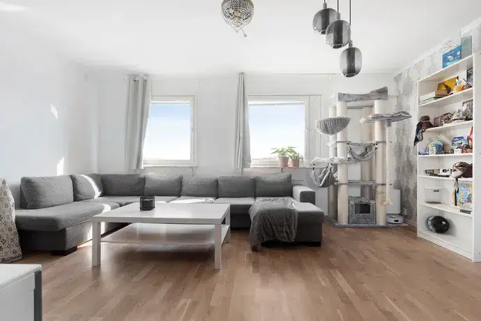 Lägenhet, 3 rum, 85 m² i Flemingsberg
