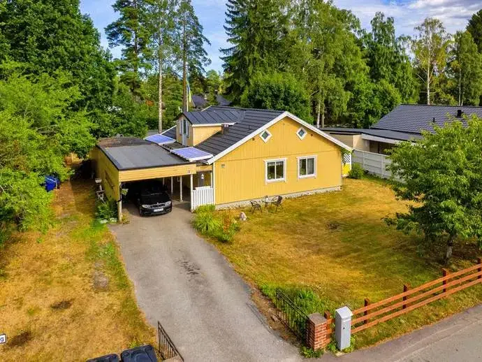 Villa, 6 rum, 111 m²