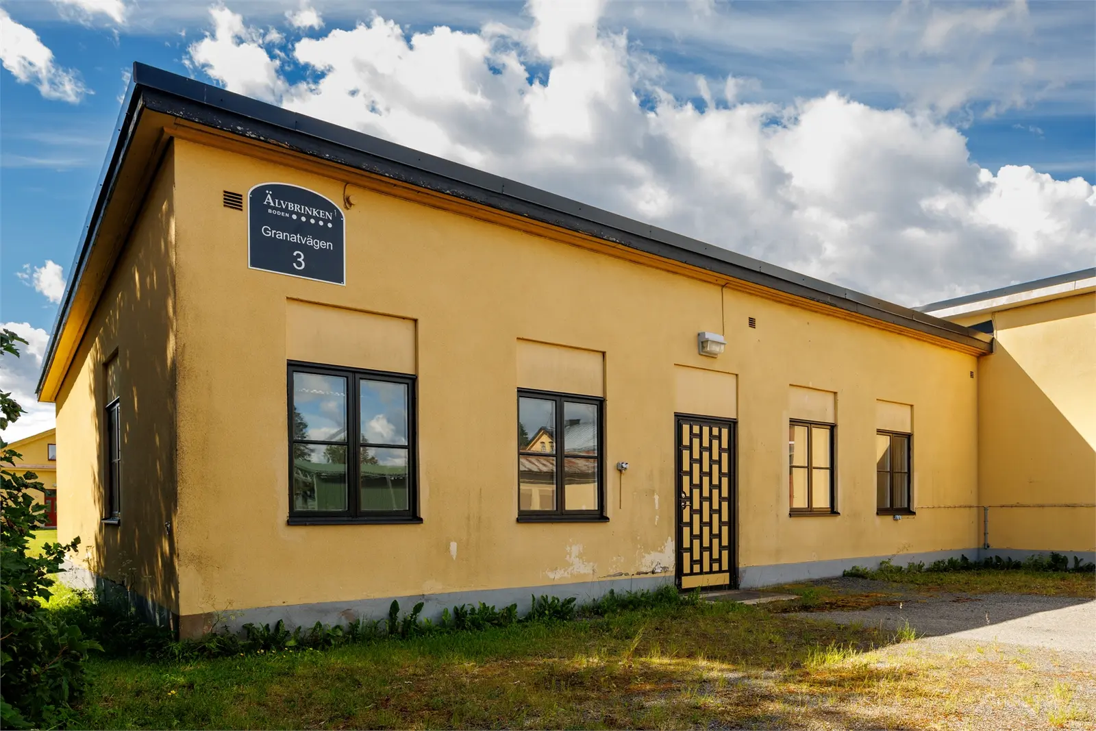 Image 1 of 6 of Granatvägen 1 & 3