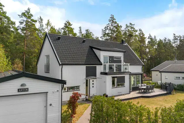 House, 6 rooms, 168 m² in Rönninge
