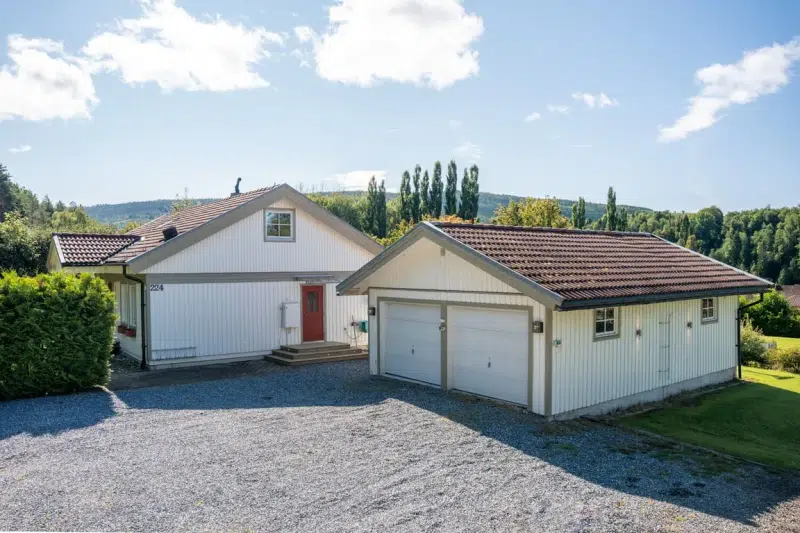 House, 5 rooms, 131 m² in Resele