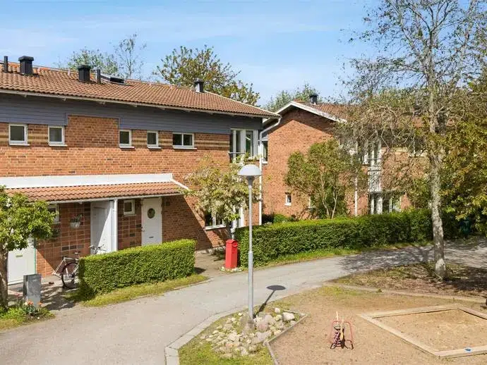Apartment, 4 rooms, 116 m²